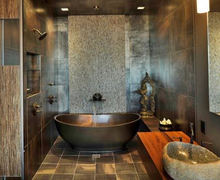 Для того щоб зробити ванну більш екзотичною, можна обставити її дерев'яними меблями і різними предметами інтер'єру, що підкреслюють натуральний стиль